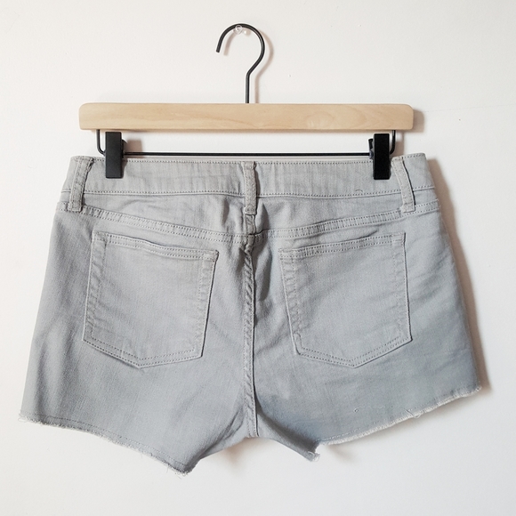 GAP Stretch Cut Off Denim Shorts - Picture 2 of 2